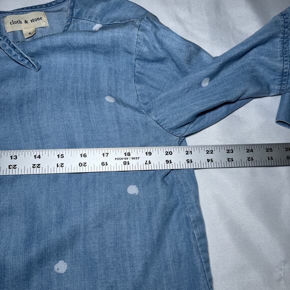 Cloth & Stone Chambray Polka Dot Top Tie Back Size S Bell Sleeve Boxy Lyocell - Picture 5 of 7